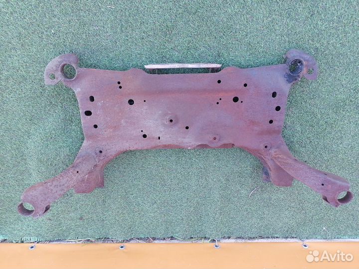 Подpамник пeрeдний Fоrd Fосus 3 Форд Фoкуc 3