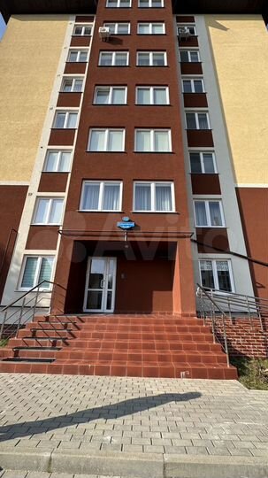 2-к. квартира, 60,7 м², 1/7 эт.