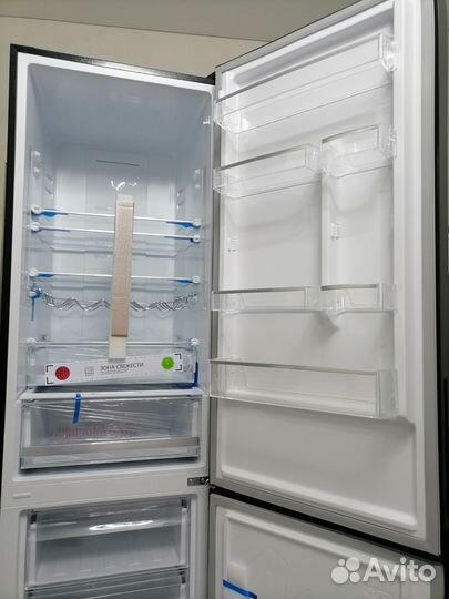 Холодильник черный зеркальный новый 2 метра космос