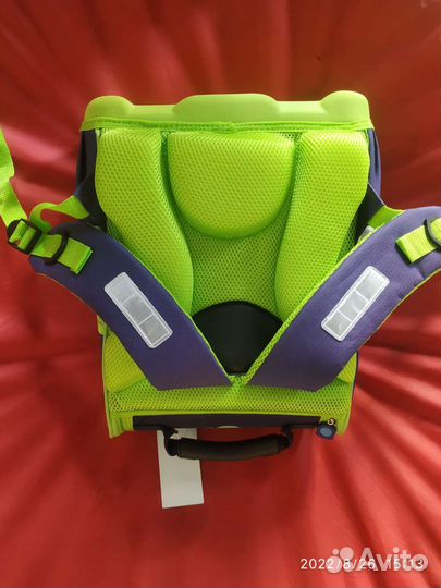 Рюкзак школьный