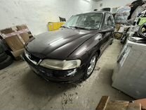 Opel Vectra 1.6 MT, 1999, 240 000 км, с пробегом, цена 150 000 руб.