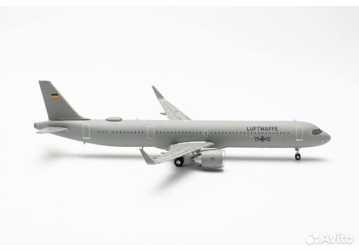 Модель самолёта 572170 A321LR Herpa 1:200 металл