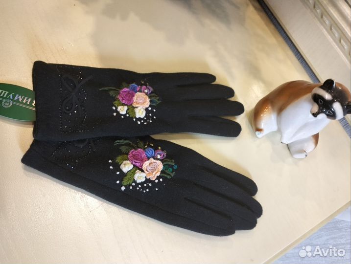 Перчатки с Бразильской вышивкой