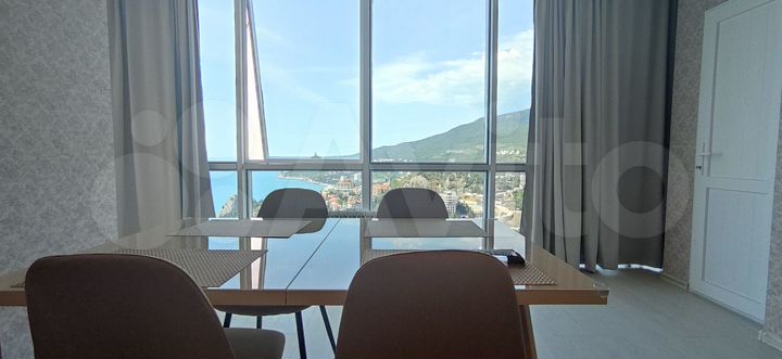 2-к. квартира, 73 м², 13/15 эт.