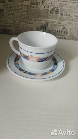 Чашки с блюдцами