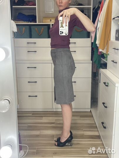 Классическая юбка из эко-замши 44-46р