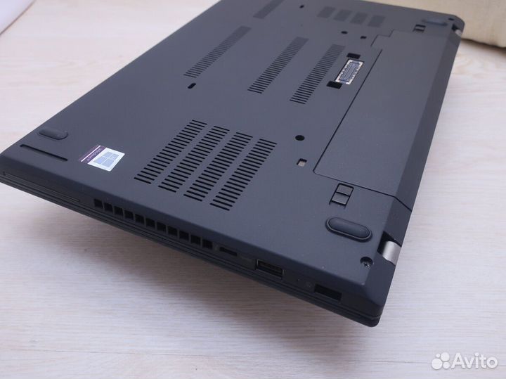 Ультрабук Lenovo ThinkPad t470 i7-7600U 8G 256SSD