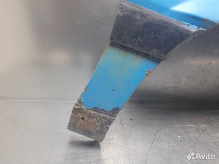 Крыло переднее правое Volkswagen Passat B3