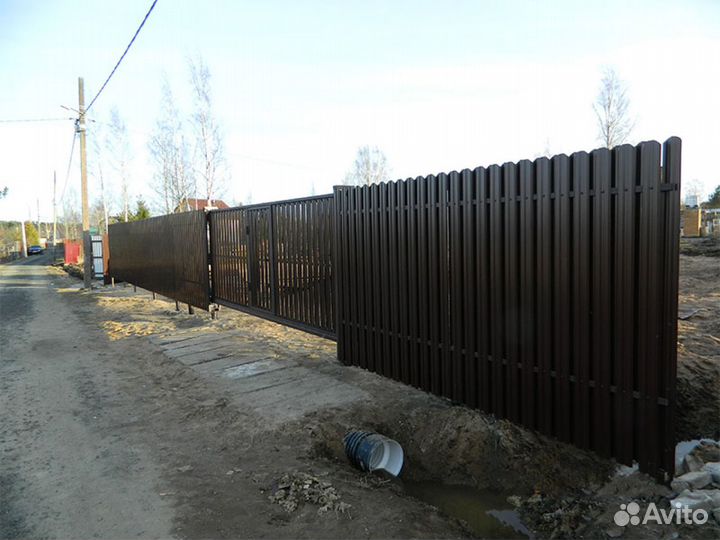 Заборы из профнастила с оцинкованным покрытием