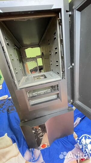 Корпус,блок питания,башкнный куллер