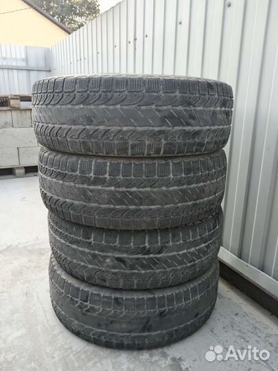 Bfgoodrich Winter Slalom 215/65 R16