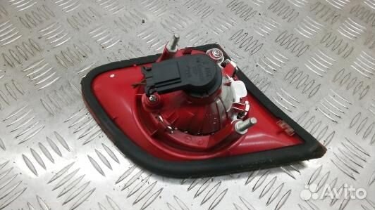 Фонарь правый крышки багажника volkswagen passat B