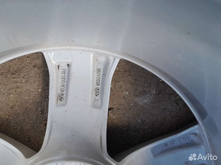 Диск литой r18 audi