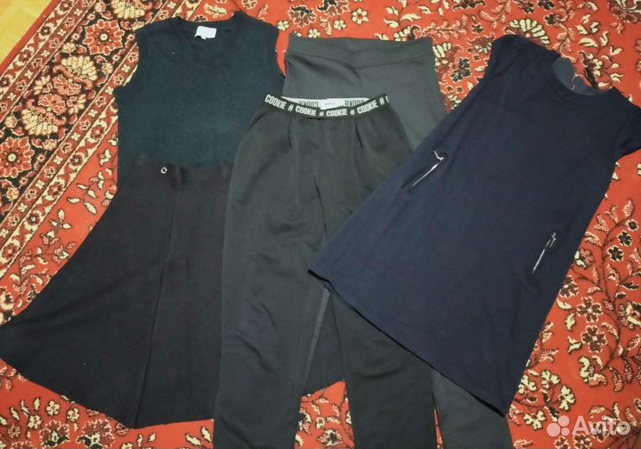 Школьные блузки, брюки и др., р.146