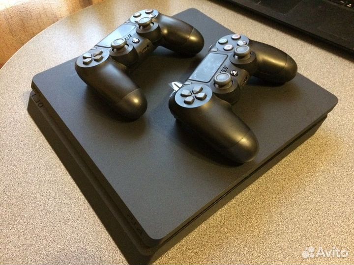Sony PS4 slim 2 джойстика Gta 5
