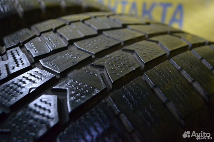 Dunlop Winter Maxx WM02 225/60 R16