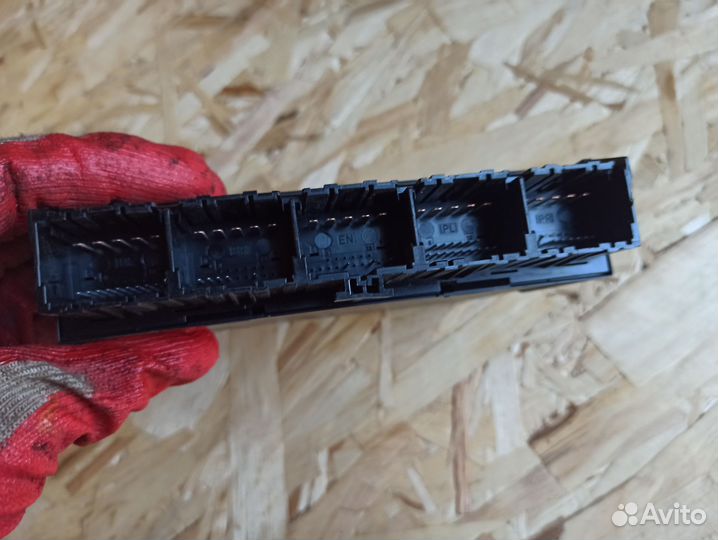 Блок управления центральным замком Ford Focus 1