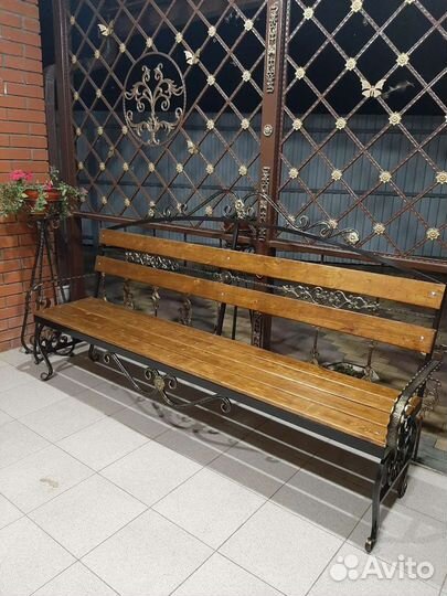 Кованная лавочка
