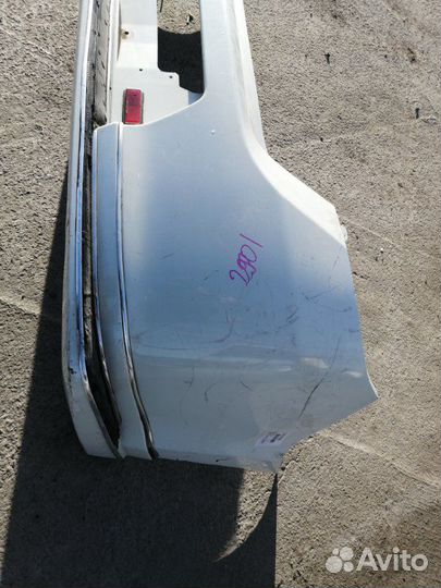 Бампер задний Nissan Tiida C11