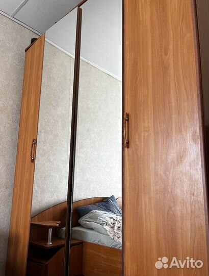 Шкаф для одежды бу