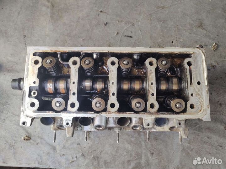 Головка блока цилиндров на peugeot 206