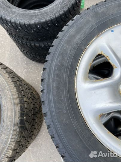 Dunlop SP Winter Ice 01 225/65 R17 102T