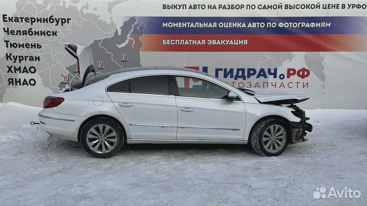 Кулак поворотный задний левый Volkswagen Passat CC 3C0505433K