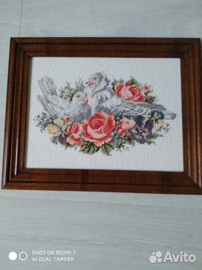 Вышивка голубок с голубкою подарок