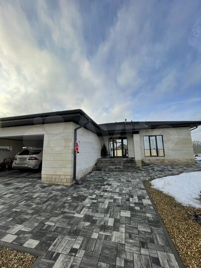 Дом 228,6 м² на участке 15,7 сот.