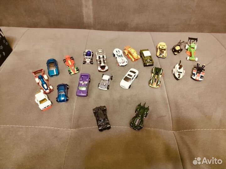 Машинки hotwheels оригинал