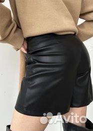 Шорты женские короткие