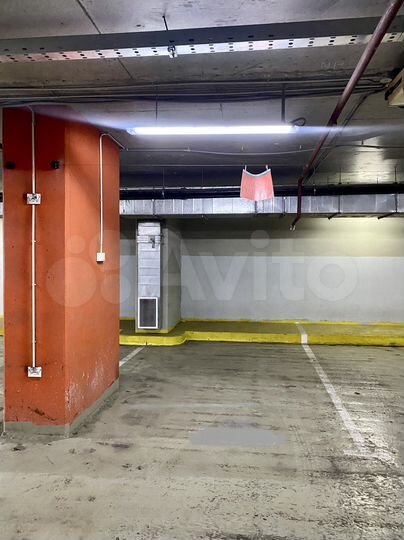 Машиноместо, 14 м²