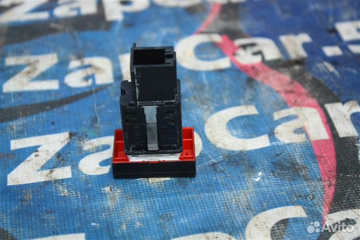 Аварийная кнопка Фольксваген Поло Седан