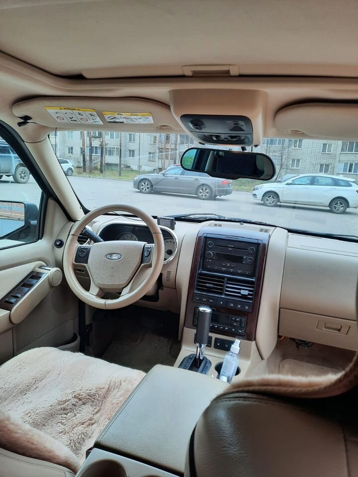 Ford Explorer: фото владельца