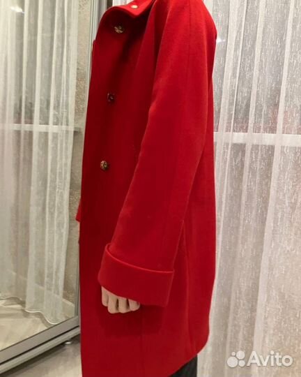 Красное пальто
