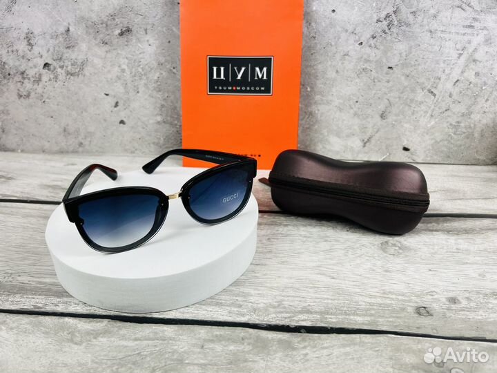 Солнцезащитные очки Gucci