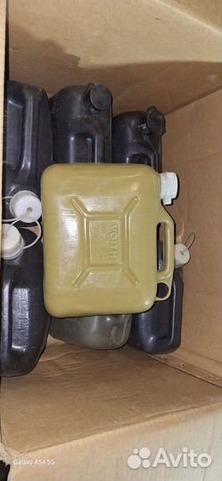 Пластиковые канистры 5л под бензин