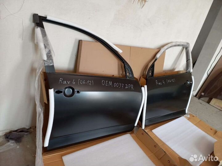 Toyota RAV4 передний левый дверь правый дверь