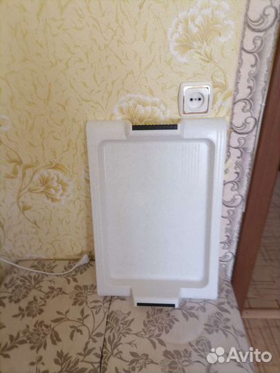 Поднос пластиковый