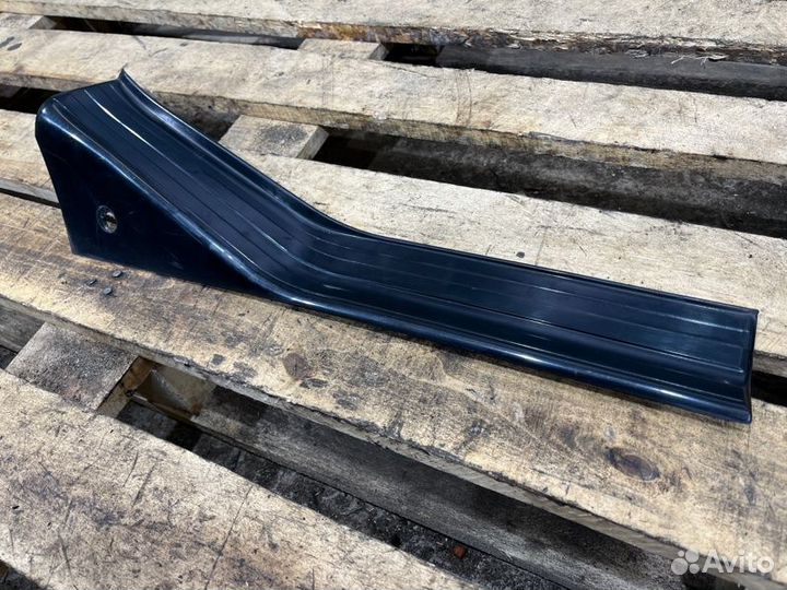 Накладка в салоне задняя правая Bmw 3 E36 M50B20