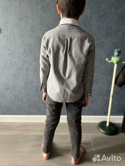 Рубашка и джинсы на мальчика 122-128