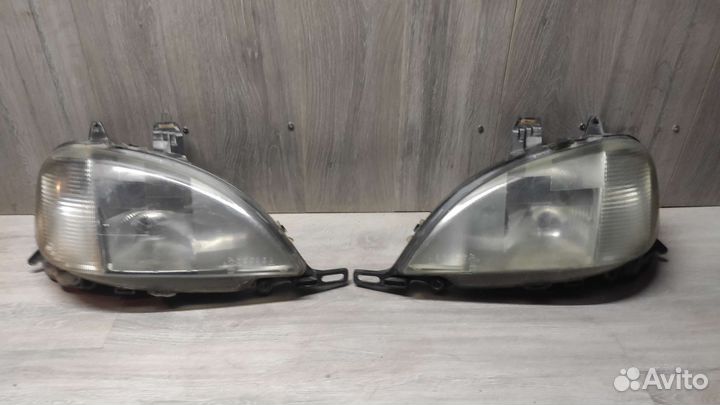 Фара Мерседес ML 163