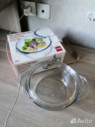Стеклянная кастрюля