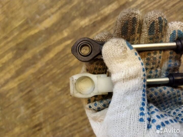 Трос кпп Mitsubishi Lancer 9 седан CS/classic 1.6