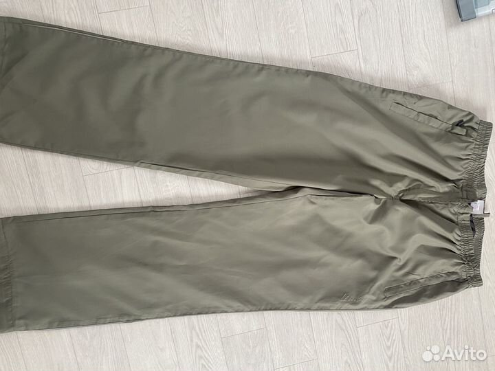 Спортивный костюм женскмй