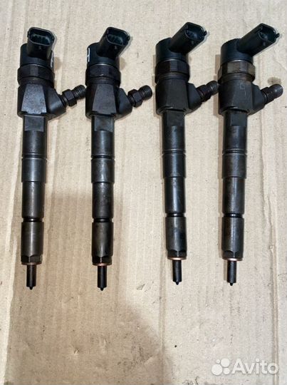 Форсунки 0445110327 2.0cdti Opel Astra Insignia