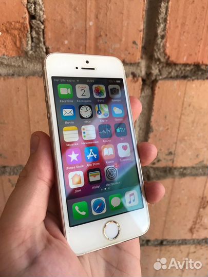 Телефон iPhone 5s