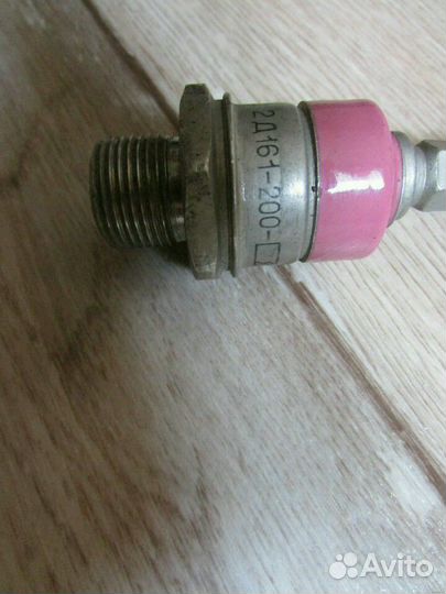 Диод силовой 2Д161-200