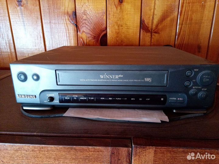 Видеомагнитофон