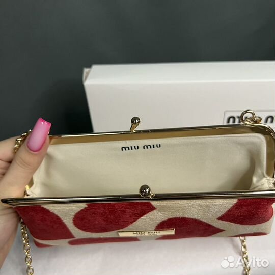 Клатч сумка сердце Miu Miu